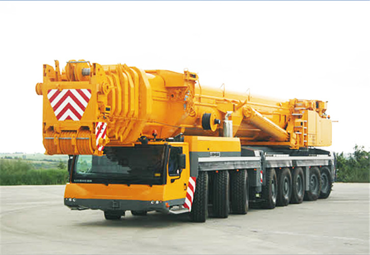 武汉市精密设备吊装（如机床、仪器）需要特殊车型吗？